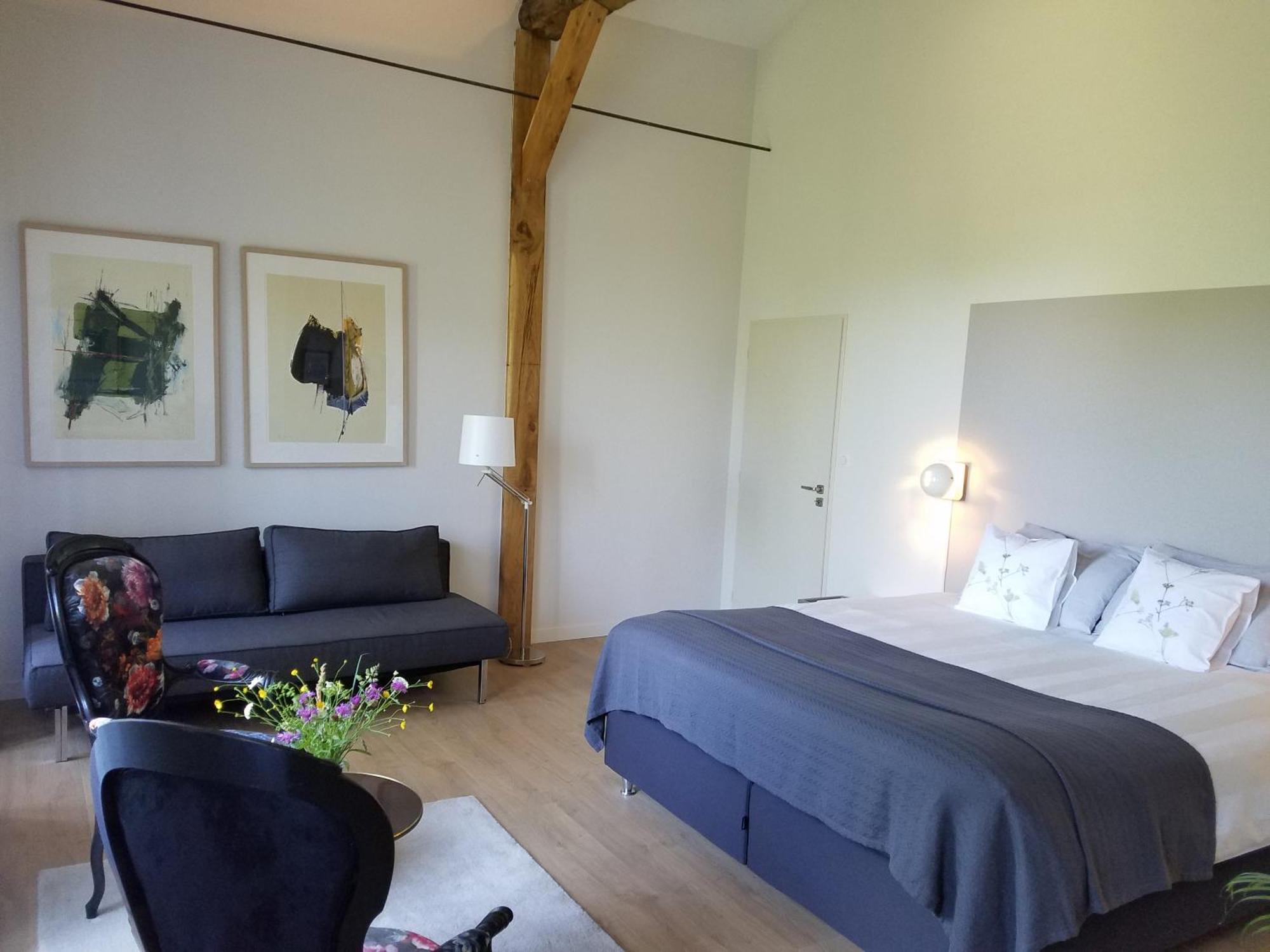 Oh, Le Chateau! Almayrac Room photo